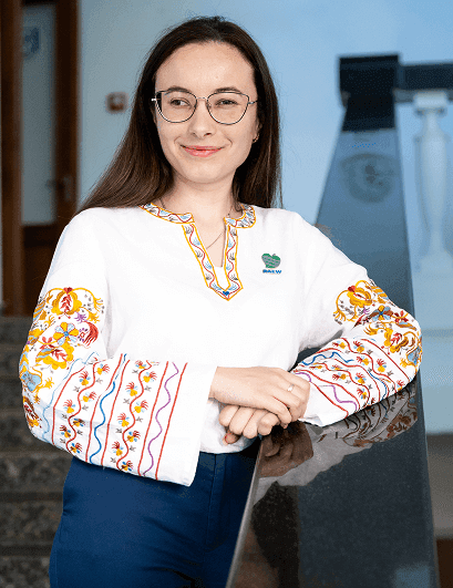 Марія Лопушанська